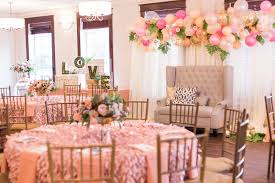 Bridal Shower Venue Elegant Balloon Wreath Floral Centerpieces Loveseat Bride To Be Eng Bridal Shower Venues Unique Bridal Shower Bridal Shower