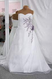 Das urheberrecht liegt, soweit nicht ausdrücklich anders gekennzeichnet, bei lilly brautkleider gmbh. Brautkleid Hochzeitskleid Weiss Flieder 42 Bis 54 Nazzals Traumhochzeit