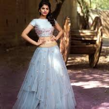 Silver pendants and pendants, gold earrings will do, and jewelry made with your own hands will be unique and original. Want Your 13 Year Old To Look All Dolled Up And Pretty Here Are 10 Gorgeous Lehenga Choli Outfits Just For Your Little One 2020