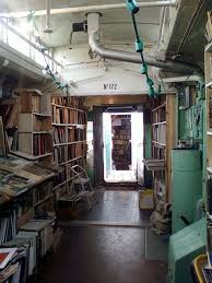 An Old Train Car Converted Into A Bookstore Designtaxi Com Bookstore Old Train Bookshop