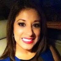 Claudia Maciel's Instagram, Twitter & Facebook