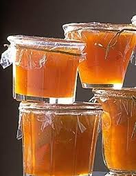 Confiture D Abricot Aux Oranges Et Aux Amandes Pour 4 Personnes Recettes Elle A Table Recette Confiture Abricot Confiture Abricot