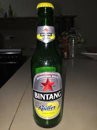  Bintang Shandy The New Beer With Lemonade In Indonesia Beer Taste Beer With Lime Sweet Taste But To Sweet Drink Cooled Good Tast Minuman Bir Bintang Natal