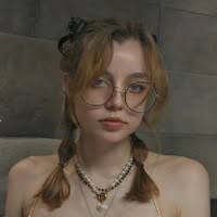 90+ perfiles de «Almanza»