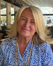 So lovely people .. can you skate ??? Do you have a pair of skates ??? This  group is Rox Skaters we are a friendly group of people that love being on