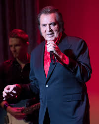 Julia maisie ss multi / secret star sessions julia ss. Engelbert Humperdinck Opens Up About Death Of Wife