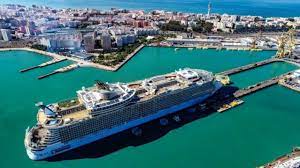 Allure of the seas allure of the seas флаг багамы класс и тип судна круизное судно класса oasis порт приписки нассау номер имо 9383948 позывной c6xs8 организация allure of the seas inc.1 оператор royal caribbean international изготовитель stx finland. Royal Caribbean Sending Allure Of The Seas For Slimmed Back Dry Dock