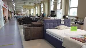 Yandex browser is a simple and convenient program for both browsing the internet and speeding up how fast pages and videos. September 2020 Moskau Russland Mobelhaus Ausstellung Von Sofas Und Kuchenmobeln Stock Footage Videos C Georgykrivtsov Yandex Com 407592084 Depositphotos