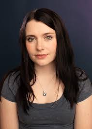 Stephanie Lucky's Instagram, Twitter & Facebook