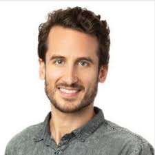 Legendary Iparian Aaron Bowes is embarking