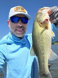 Successful fishing at Milford lake with swim baits and jigging raps