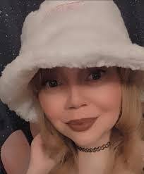 Dulce Kessler's Instagram, Twitter & Facebook