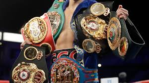 Etter innveiingen fredag ettermiddag som begge besto med glans, tilbrakte de to kamphønene den siste kvelden før kampen på totalt forskjellig vis. Braekhus Jubler Over Tv Tall Fatt Tilbud Om A Bokse Over Hele Verden Itromso No