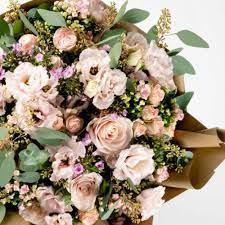 With our stunning bouquets & flower arrangements, your gift is sure to bring a smile! Flower Delivery Sustainable Ethical Flowers Send Bloom Flowers