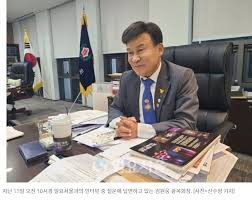 Mar 21, 2021 · 프로 골퍼 이혜정(26)이 바디 프로필을 공개했다. Amds6cr0dvpmcm