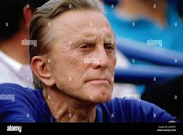 Kirk douglas portrait hi-res stock photography and images