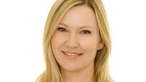 Valerie Nottingham's Instagram, Twitter & Facebook