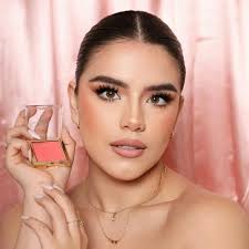 3 diferentes tonos de piel resaltados con los hermosos blush de GENERATION,  conoce todos los que tenemos disponibles 🤩 Para mayor información nos  puede escribir a nuestro WhatsApp 0979704150