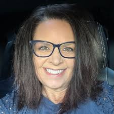 Great afternoon checking out the Juan brothers new restaurant in Gaston and  adding a little 🎈holiday cheer. I had a Pizza King pizza and yummy sweet  tea! They also serve American style