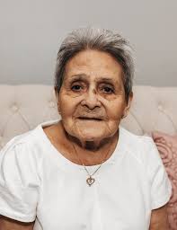 Aurelia Macias's Instagram, Twitter & Facebook