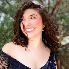 Olivia Manna, Mezzo-soprano