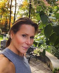 Dr. Robyn Gmyrek l NY Cosmetic Dermatology