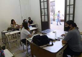 Si estas en busca de armonía y más facilidad en tu vida.te invito a conocer reiki unos de los infinitos regalos que nos da el universo. Educacion Define Este Viernes Si Vuelven Las Clases Presenciales A Santa Fe