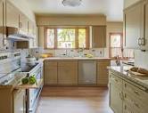 Refaced Cabinets Give This Kitchen a Whole New Look