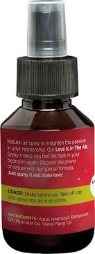 Love would be in the air if there are people who love eachother romantically doing romantic things. Bol Com Kamer Spray Love Is In The Air Kamer Geur Ware Romantiek 100 Ml Natuurlijke