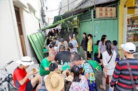 This brings back the nostalgic feel of olden penang. Toh Soon Cafe Penang S Traditional Coffee Toast By The Alley Danielfooddiary Com