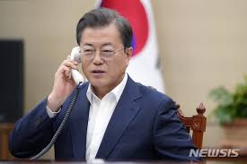현재 대한민국 대통령인 문재인 대통령 프로필을 살펴보겠습니다. æ–‡ì •ë¶€ ì§'ê¶Œ 3ë…„ ë¬¸ìž¬ì¸ ëŒ€í†µë ¹ ìš©ì¸ìˆ ì˜ í•µì‹¬ì€ ë‰´ìŠ¤ ë™ì•„ë‹·ì»´