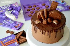 Nasch dich glücklich mit schokoriegeln von milka der lila pause top marken günstige preise süßigkeiten und snacks auf candyhouse.de bestellen & sparen jetzt kaufen! Pin On Cakes Torty