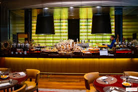 Our wish was to be able to have a drink at the bar before heading to the restaurant. Le Royal Monceau S Royal Sunday Brunch Sortiraparis Com