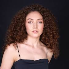 Emma Arizza🎻 (@emmaarizzaviolinist) • Instagram photos and videos