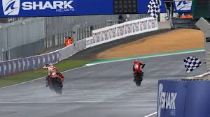 Por otra parte, tanto los entrenamientos oficiales como la carrera de la categoría reina se. Horarios Y Donde Ver Carreras Le Mans Motogp 2021
