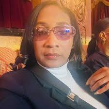 Question, What's The Difference Between A Crackhead & A Coke Head