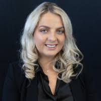 Amy Sargent's Instagram, Twitter & Facebook