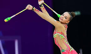 У девочки есть две сестры: Dina Averina Biografiya Informaciya Lichnaya Zhizn Foto Video