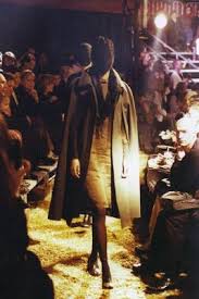 A W 1995 Shown In A Circus Tent In The Bois De Boulogne In Paris Model Faces Were Covered With A Black Muslin Martin Margiela Maison Martin Margiela Martin