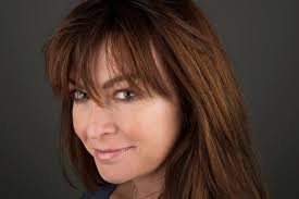 Book Suzi Perry