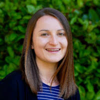 Hallie Hicks's Instagram, Twitter & Facebook