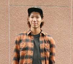 2013年 international skateboard contest far n' highで優勝. Sm0l8izsfglcpm