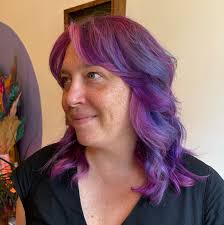 soft fluffy curtain bangs and layers for @michelle.raya 🧡 . . . .  #longhairstyles #longhair #naturalredhead #curtainbangs #70shair  #70sfashion #longshag #brooklynhairstylist #brooklynhairsalon #brooklynhair