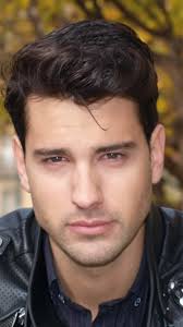 Entrevista a Héctor Soria, el español primer finalista en Míster  Internacional 2009 en su debut