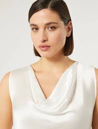 Top aus Envers-Satin-Crêpe, weiss