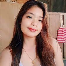 Michelle Rone's Instagram, Twitter & Facebook