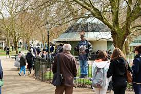 Speakers' corner, located at the northeastern edge of london's hyde park near the marble arch, gained unofficial status as a right to speak area in 1872 and has since been considered a special free speech zone. Speakers Corner Hyde Park The Royal Parks