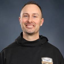 Mike Farthing's Instagram, Twitter & Facebook