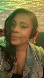 We here 💗💗💗