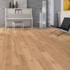 Colours Monito Oak Real Wood Top Layer Flooring 1 58 Pack Departments Diy At B Q Flooring Real Wood Engineered Wood Floors